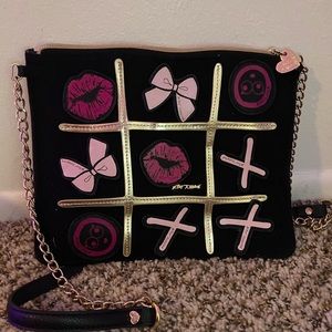 Betsy Johnson crossbody hugs and kisses
